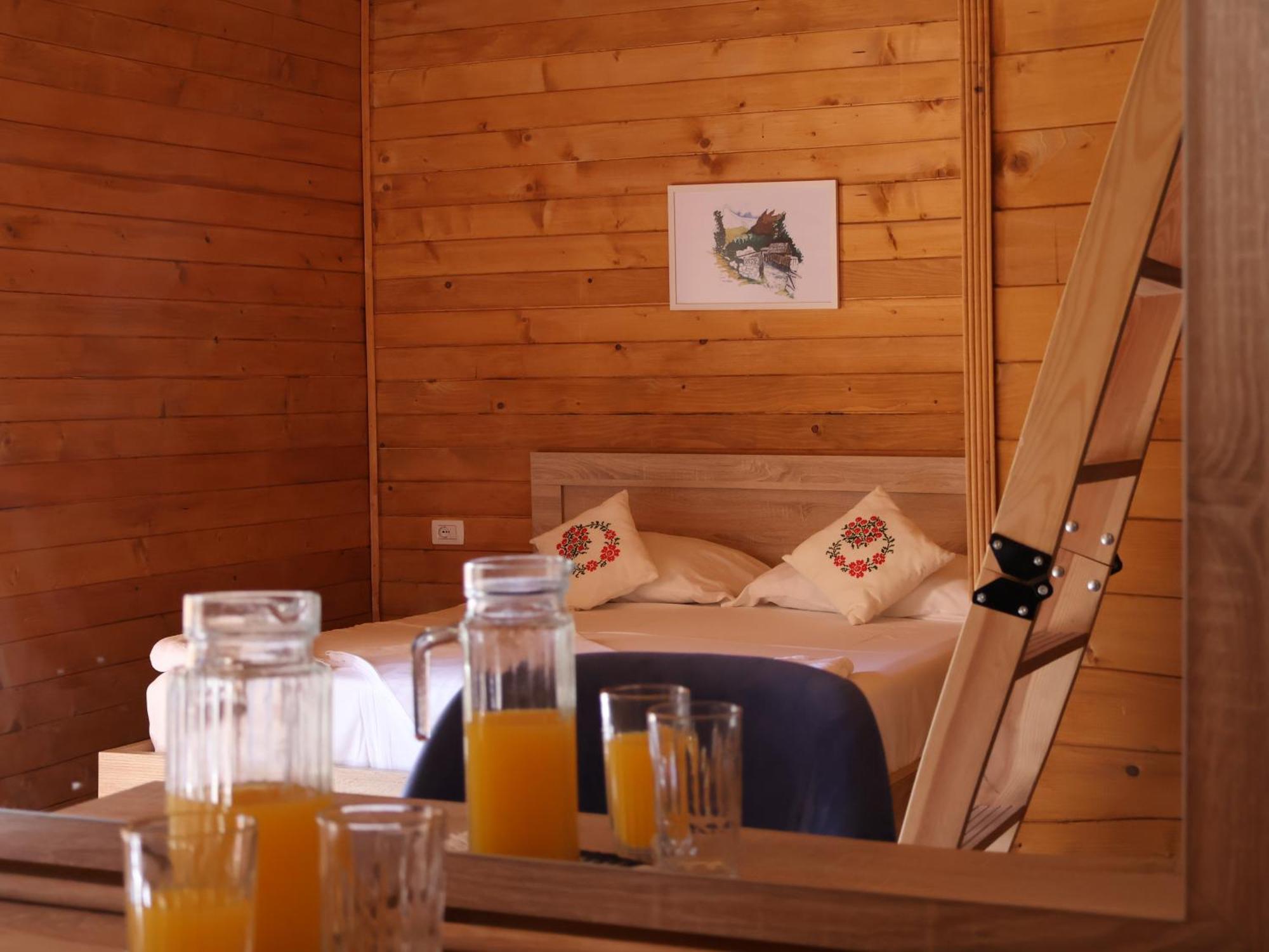Mik Hotel Valbona エクステリア 写真