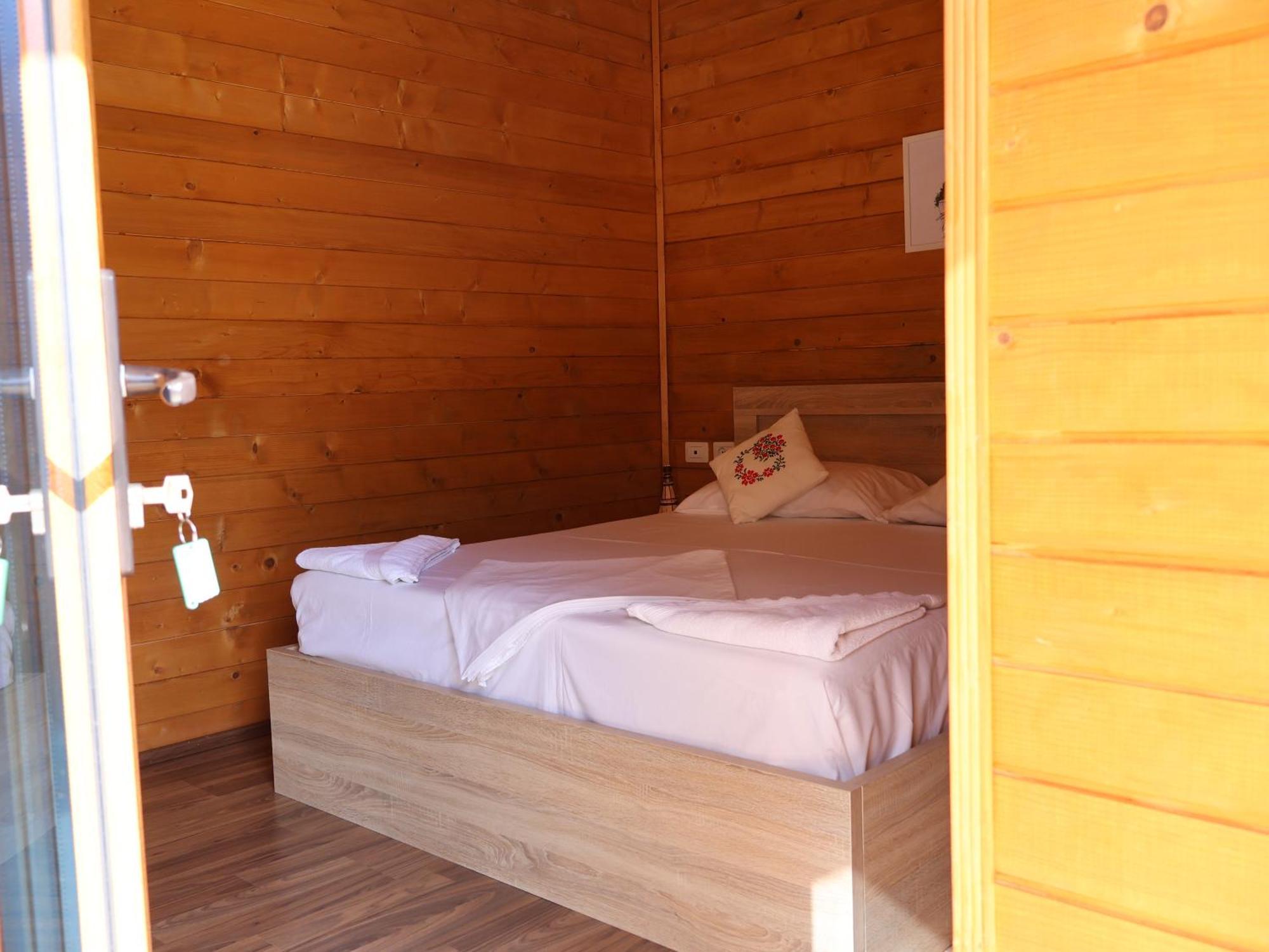 Mik Hotel Valbona エクステリア 写真