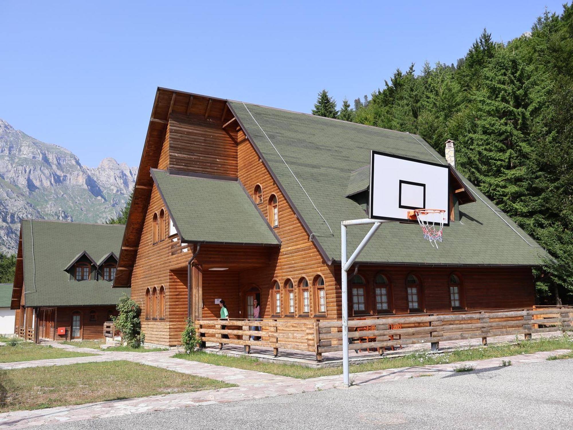 Mik Hotel Valbona エクステリア 写真