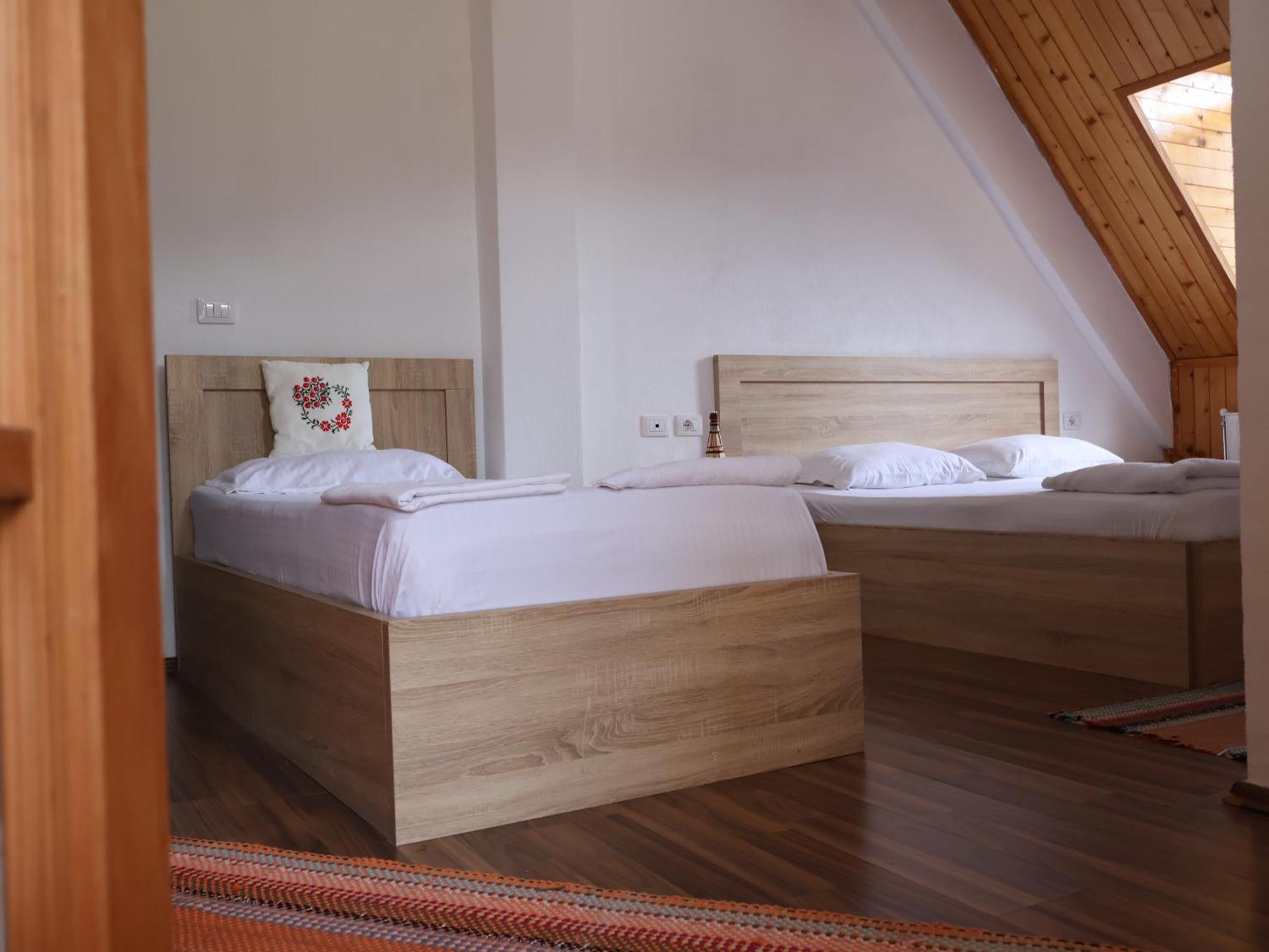 Mik Hotel Valbona エクステリア 写真