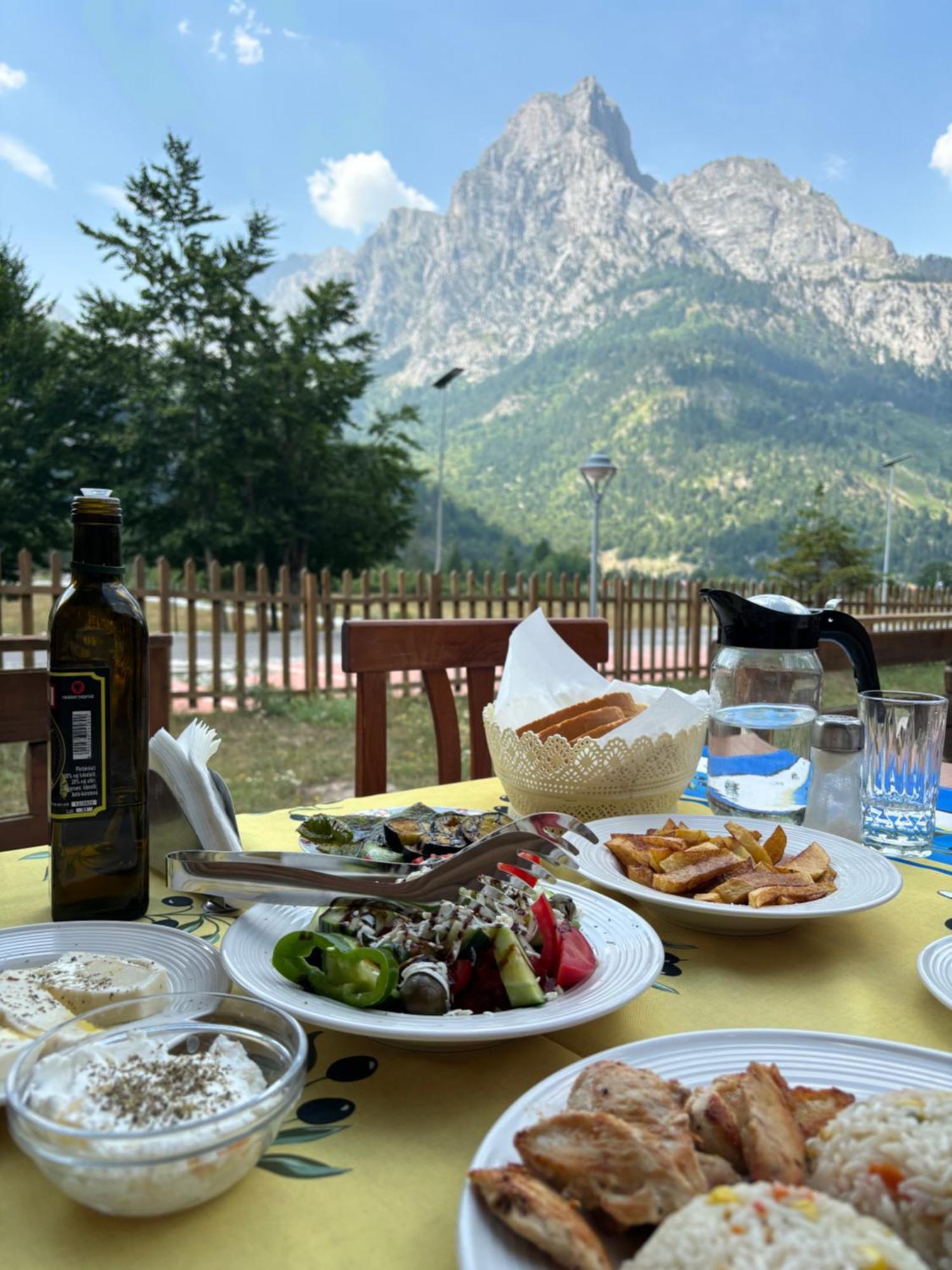 Mik Hotel Valbona エクステリア 写真